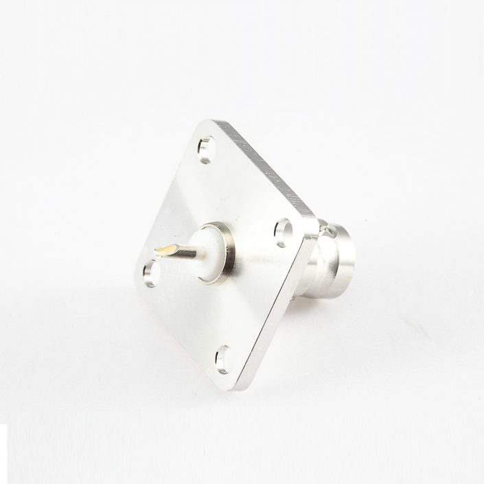 EB-001-0435 4孔法蘭BNC母頭直式連接器接線50Ω