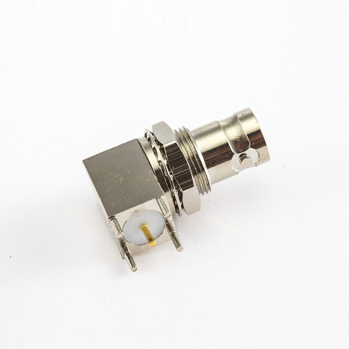 EB-001-0452 BNC連接器焊接類型50Ω母頭彎式面板安裝前鎖穿墻PCB插孔